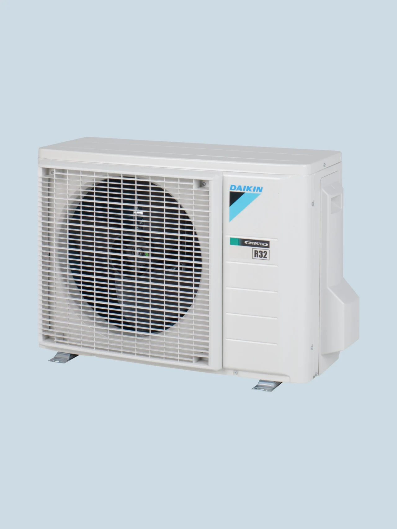 04-cold-packshot-rxa-3-4-front